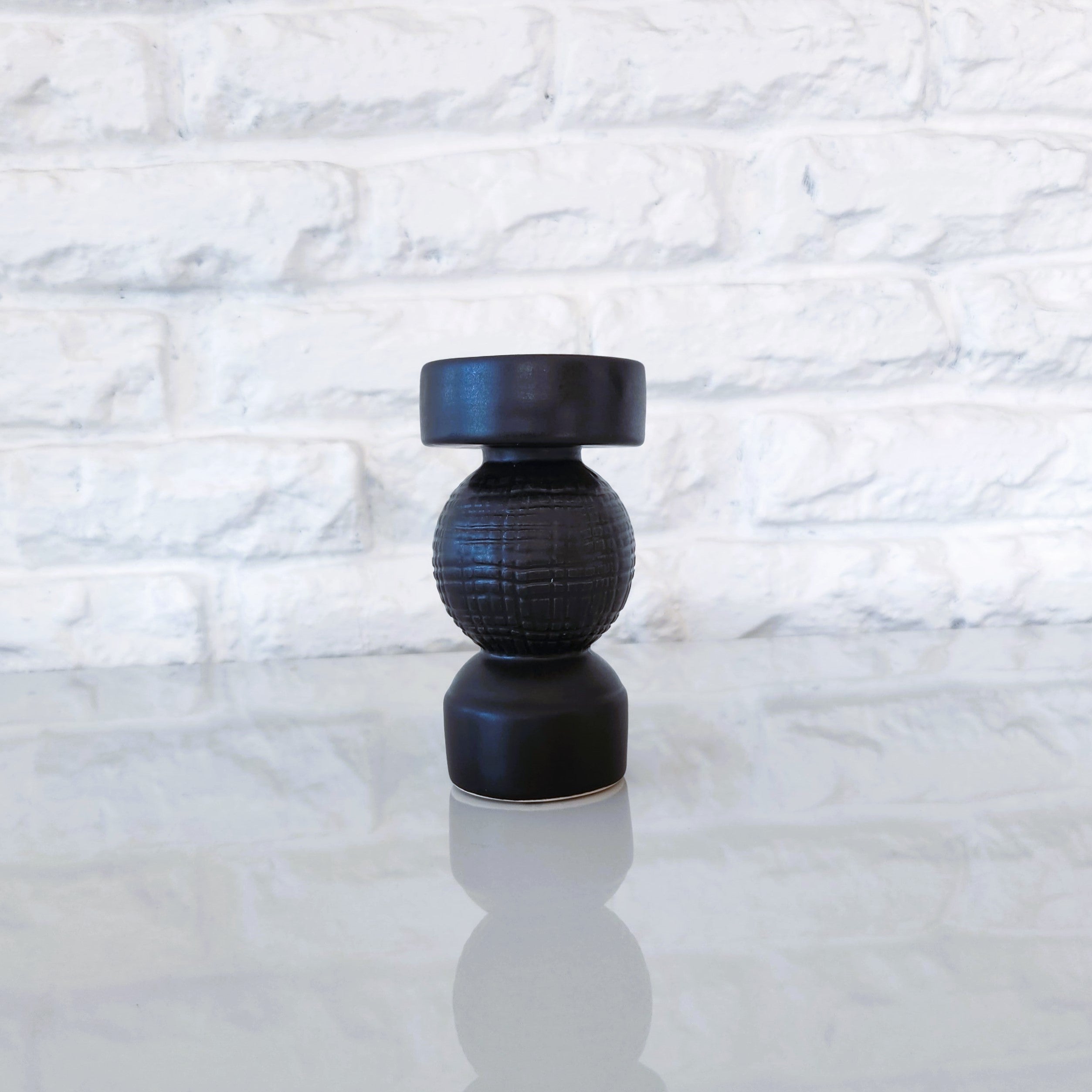 MYTHICAL TOTEM PILLAR CANDLE HOLDER - Rialheim