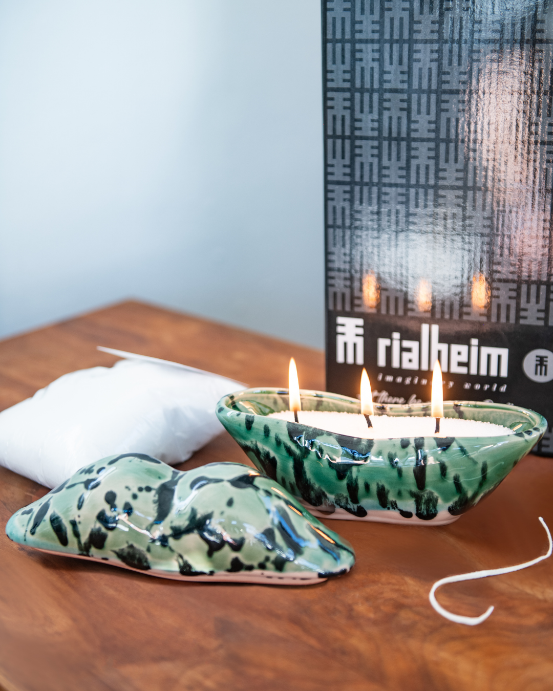 Lips Vegan candle Wax Vessel