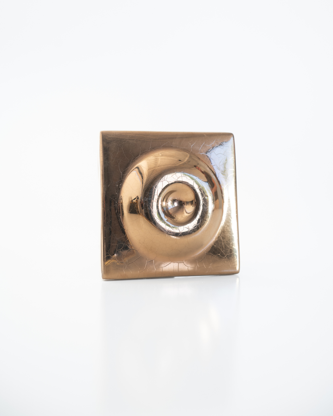 Target tile in Bronze Ceramic Rialheim 3d