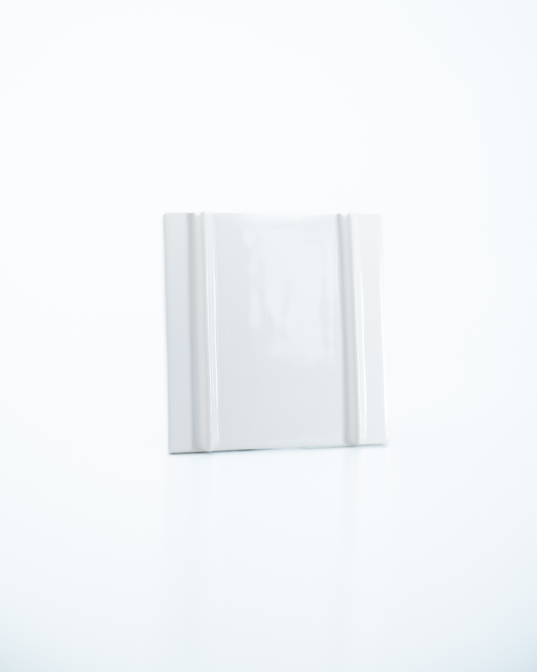 White Kitkat Tiles 3D Ceramics Rialheim