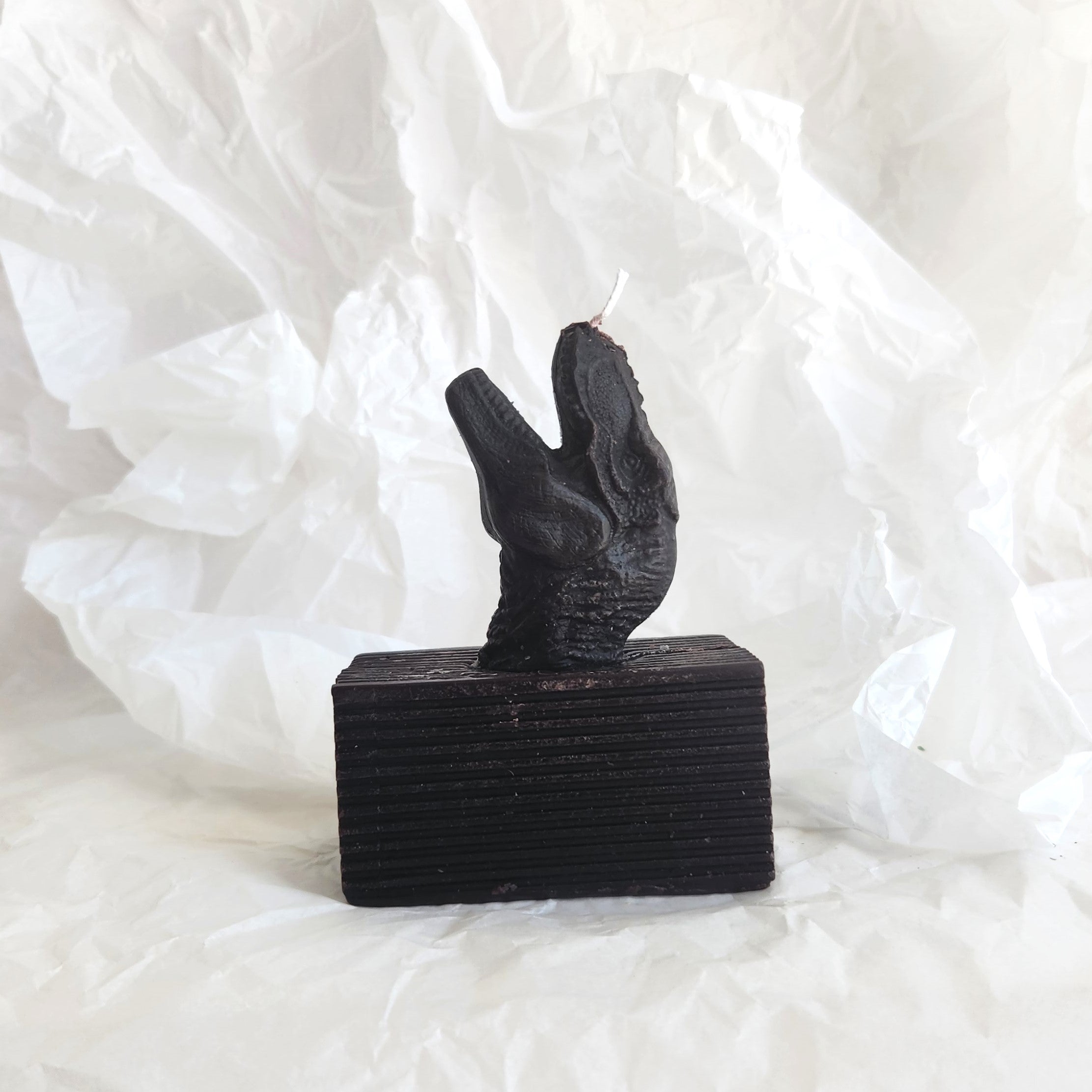 The Villian hand Poured Candle - Rialheim