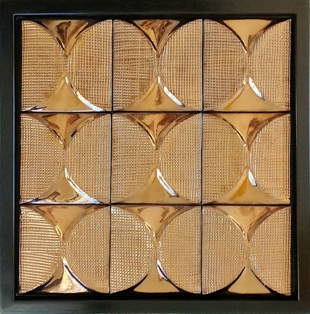 LIPS & CIRCLE TILE
