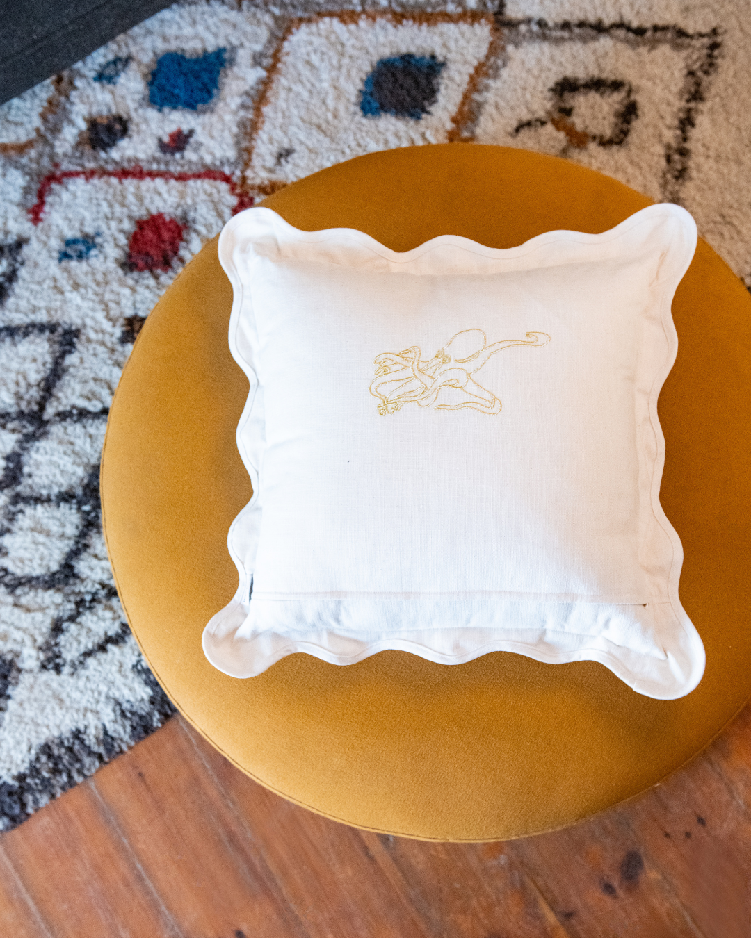 Microsand Scallop Scatter & Inner 60cm x 60cm
