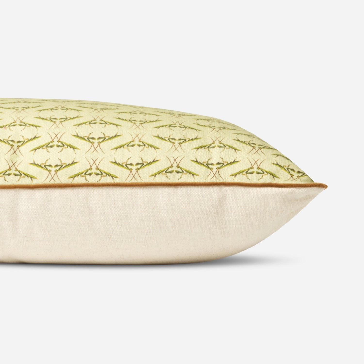 Rialheim_scatter_pillow_praying_mantis