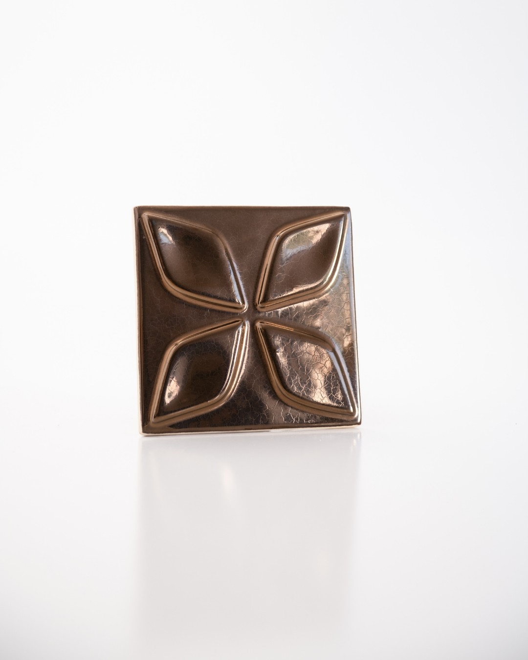 Clover Tile in Bronze 3D Ceramics Tile Rialheim
