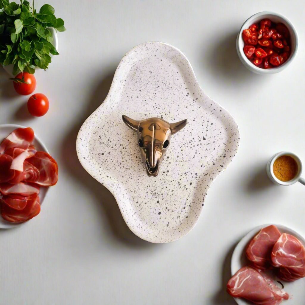 Rialheim_ceramics_gifts_homeware_latter_cowskull