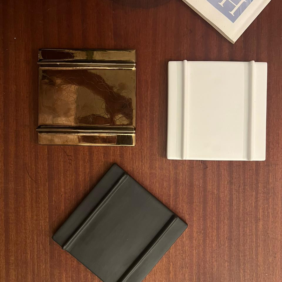 KIT KAT TILE