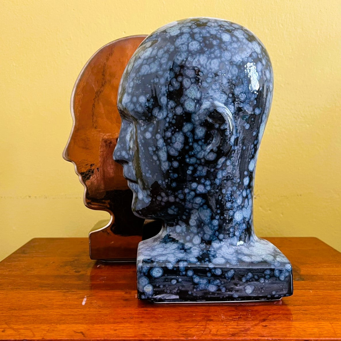 ARTIFICIAL INTELEGENCE BOOK ENDS - OBSIDIAN