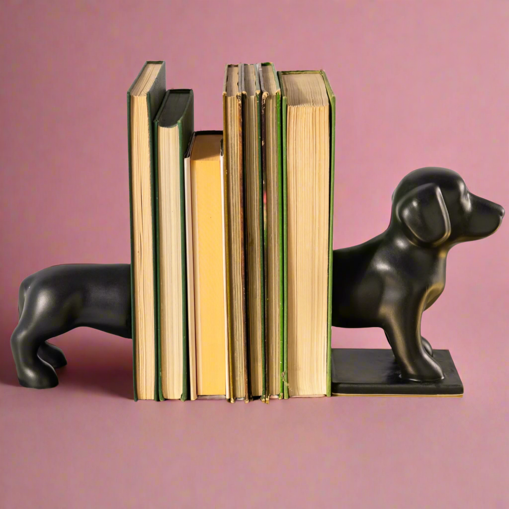 Korea Sausage Dog Bookends - Rialheim 