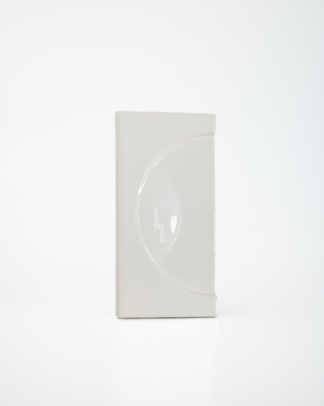 Vision 3D Tile White Ceramics Rialheim