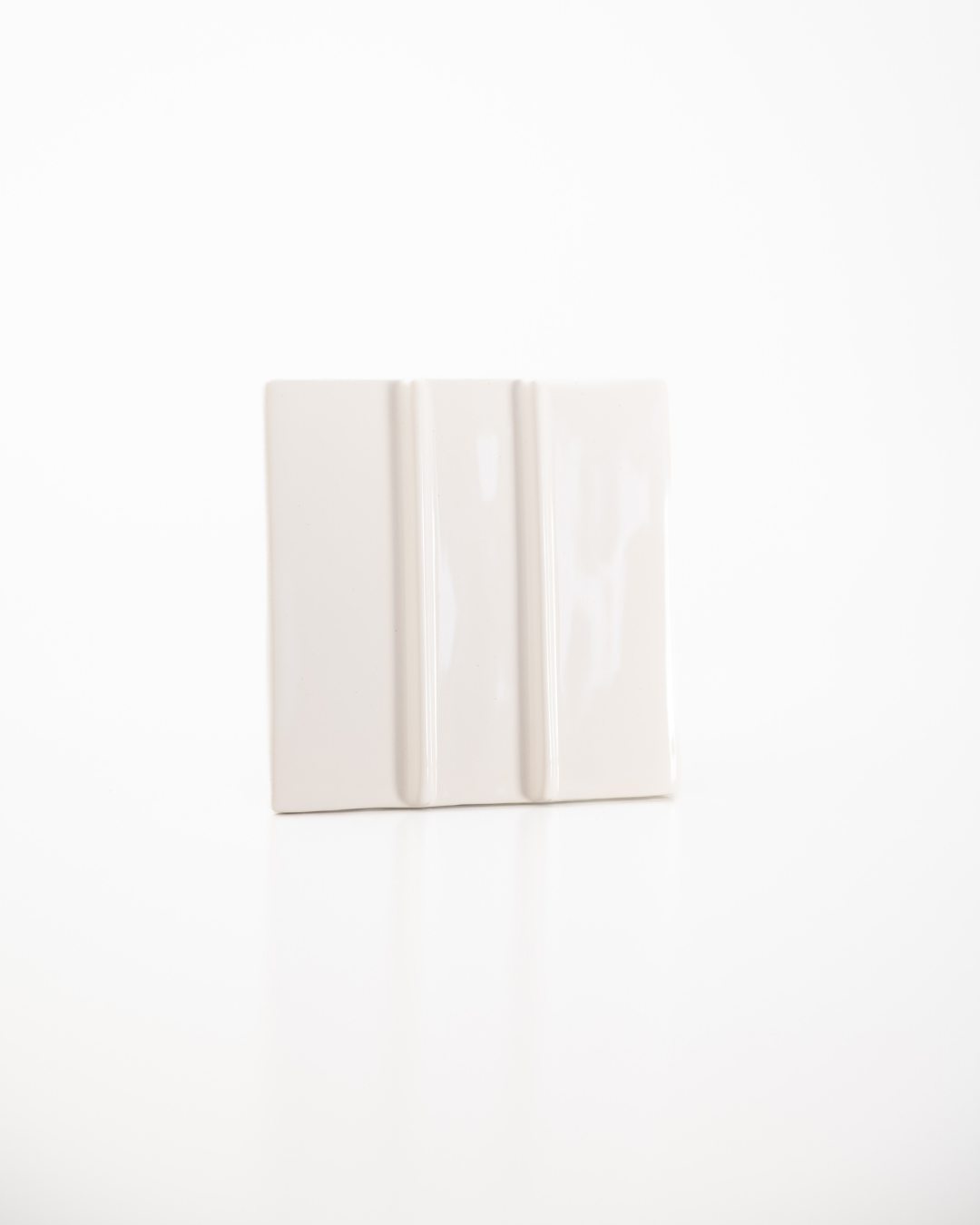 White Kitkat Tiles 3D Ceramics Rialheim