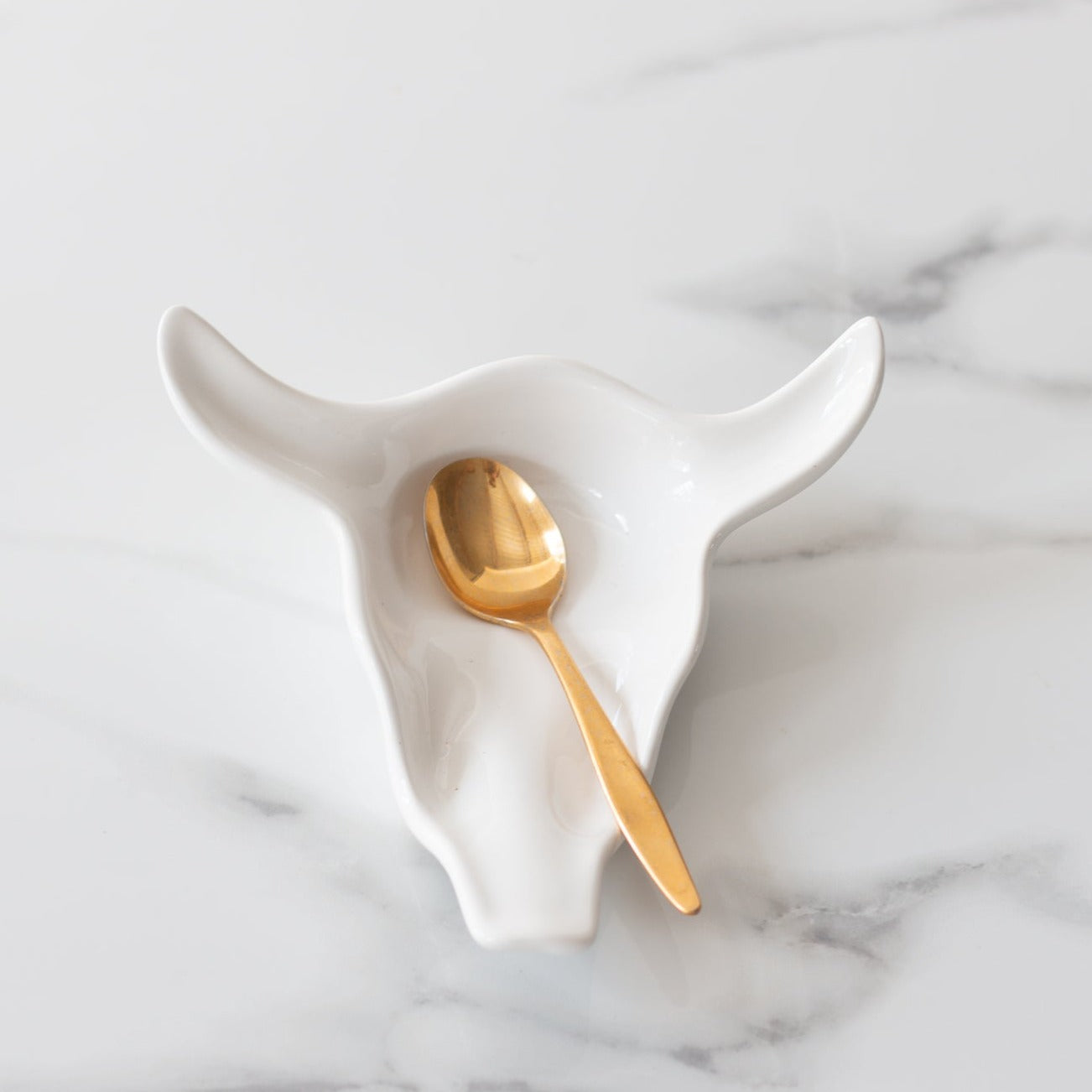 Rialheim_homedecor_skull_teaspoonholdergifting_gifts_motherday_birthdays_skull_ceramics